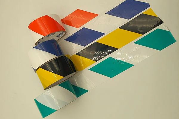 သတိပေးတိပ်- အများသူငှာနှင့် အလုပ်သမား ဘေးကင်းရေး အတွက် အရေးကြီးသော အမြင်အာရုံ အစောင့်